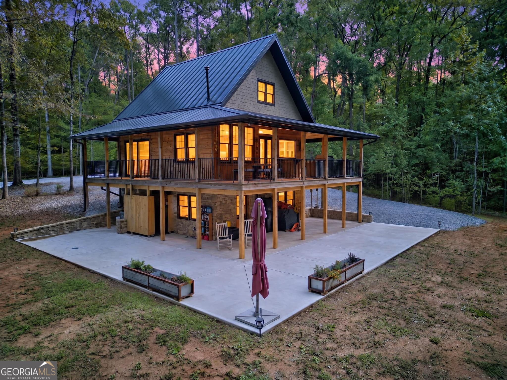 2 bedroom, 2 bathroom, 1,562 sq ft cabin,single family residence for sale at 496 Bar None Road, Forsyth, GA 31029