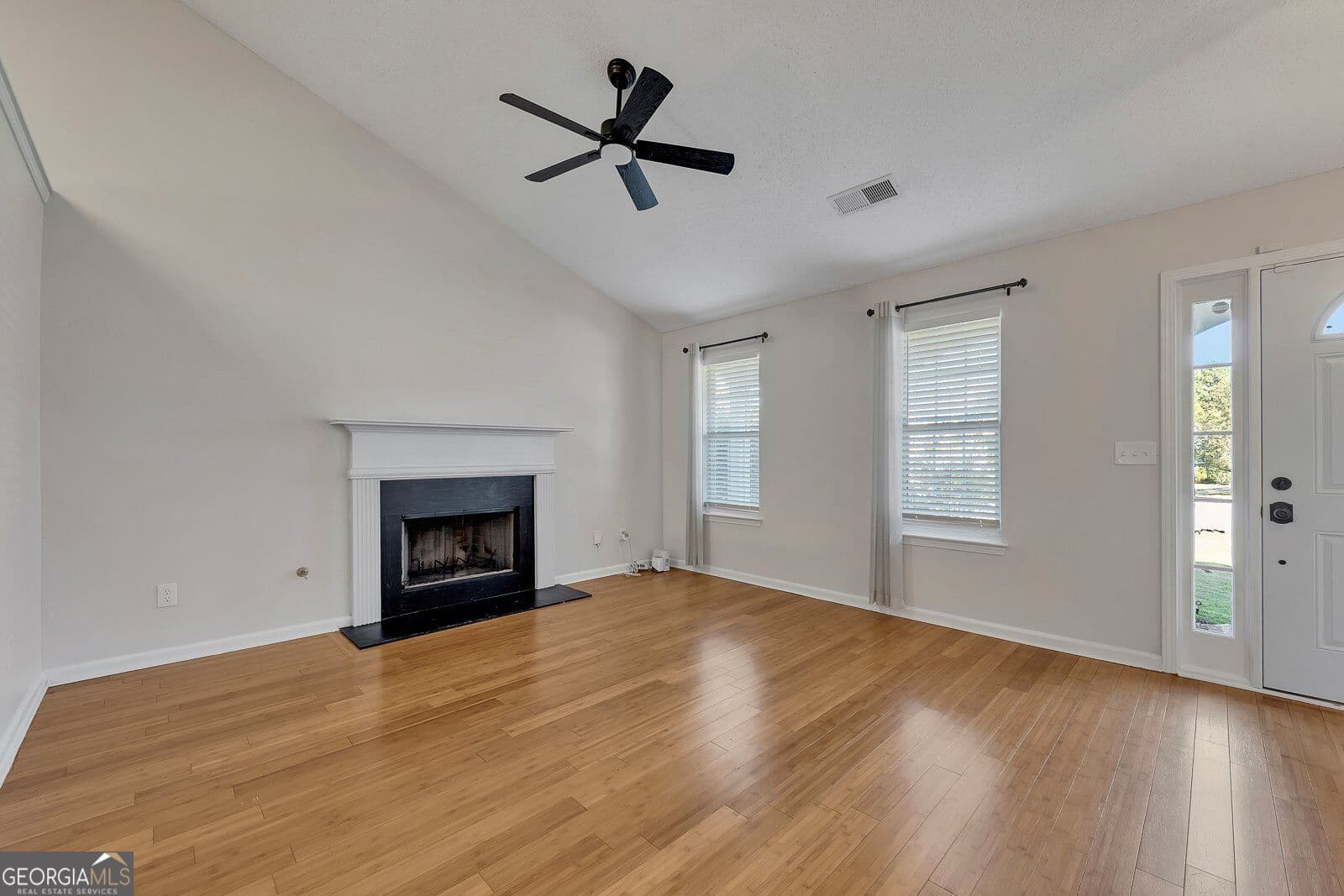 4 bedroom, 2.5 bathroom, 1,448 sq ft single family residence for sale at 3393 Orange Lane, Acworth, GA 30101 — photo 8
