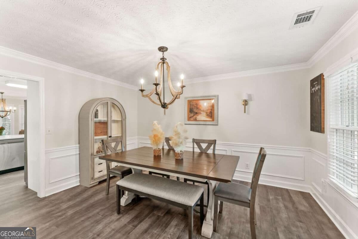 5 bedroom, 2.5 bathroom, 3,006 sq ft single family residence for sale at 4961 Thornwood Trace, Acworth, GA 30102 — photo 4