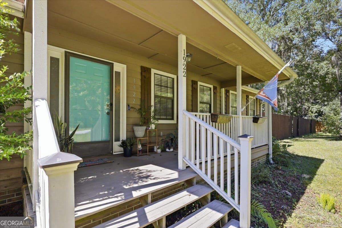 3 bedroom, 2.5 bathroom, 2,014 sq ft single family residence for sale at 1922 Scrubby Bluff Road, Kingsland, GA 31548 — photo 6