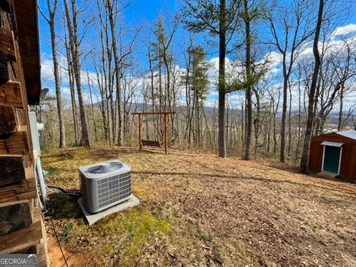 2 bedroom, 2 bathroom, 1,110 sq ft cabin,single family residence for sale at 513 Coleman Heights, Rabun Gap, GA 30568 — photo 7