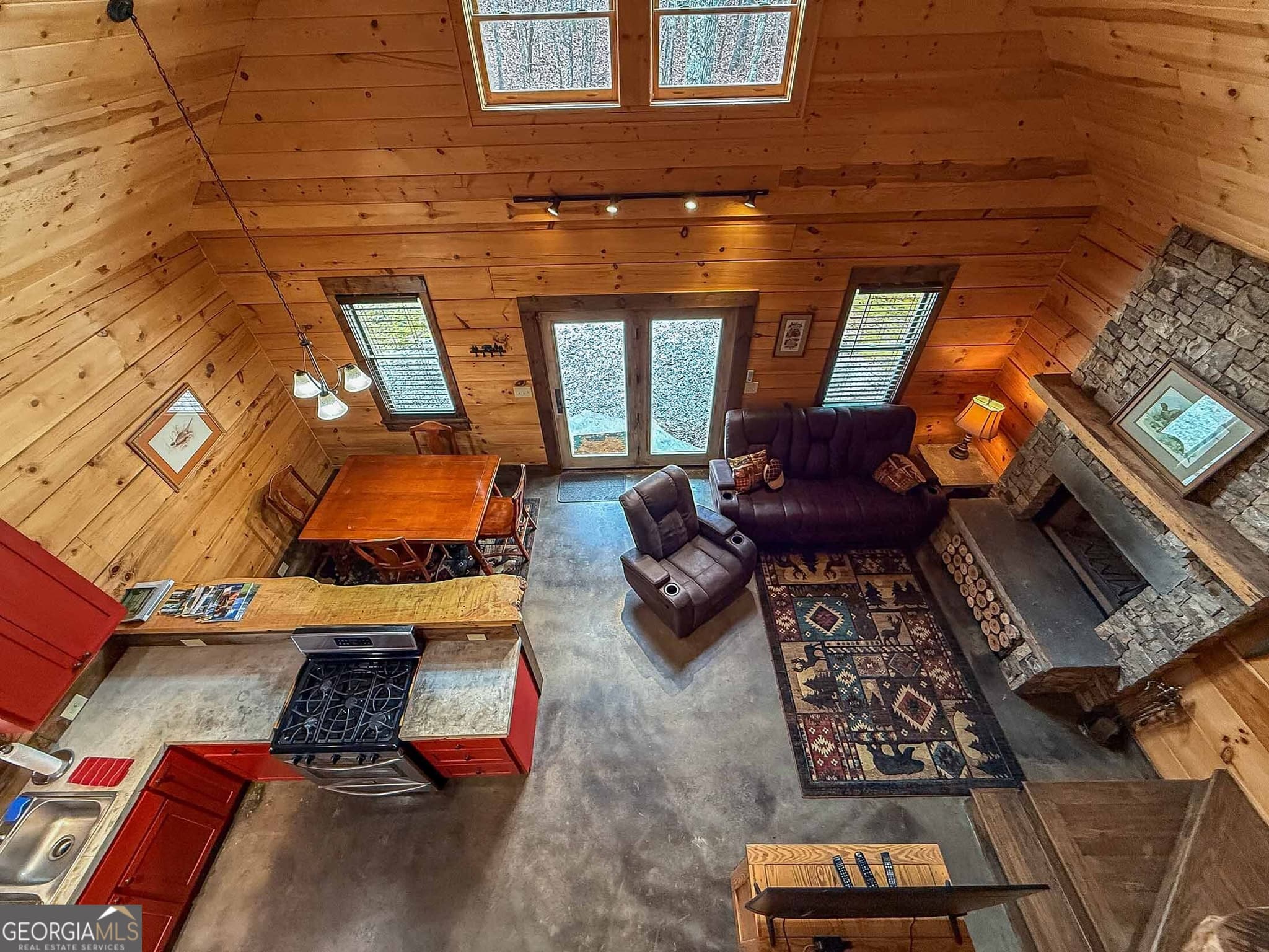 2 bedroom, 2 bathroom, 1,110 sq ft cabin,single family residence for sale at 513 Coleman Heights, Rabun Gap, GA 30568 — photo 10
