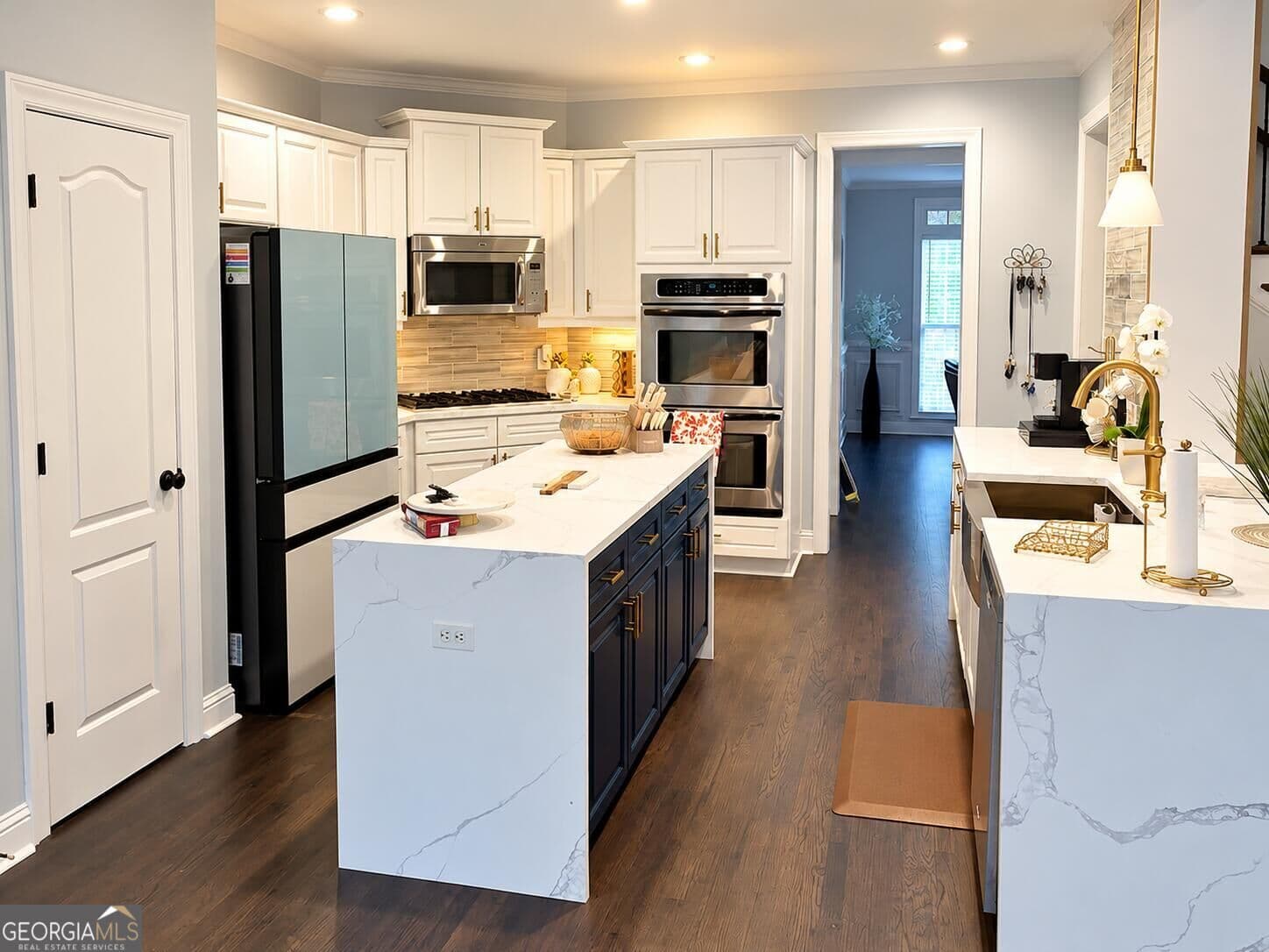 7 bedroom, 5.5 bathroom, 5,475 sq ft single family residence for sale at 5723 Ridgewater Circle, Gainesville, GA 30506 — photo 8