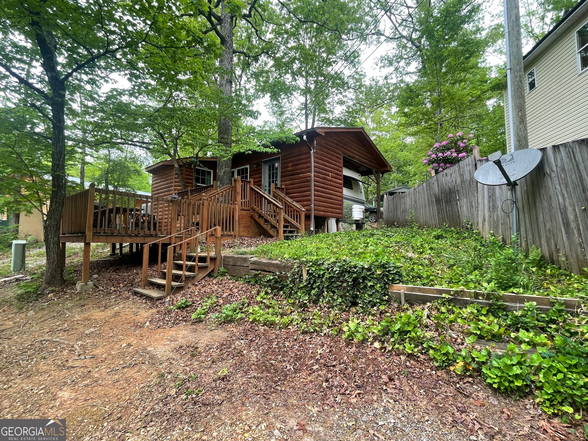 1 bedroom, 1 bathroom, 392 sq ft cabin,manufactured home,single family residence sold at 26 Evergreen Trail B25, Cleveland, GA 30528