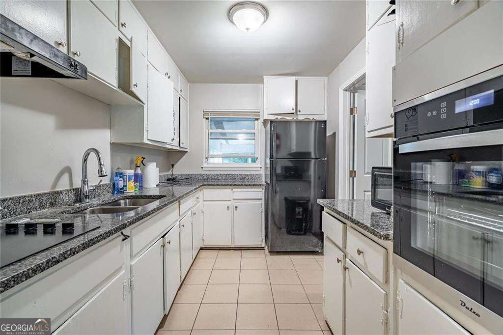 multi family for sale at 367 Camelot Parkway, Jonesboro, GA 30236 — photo 3