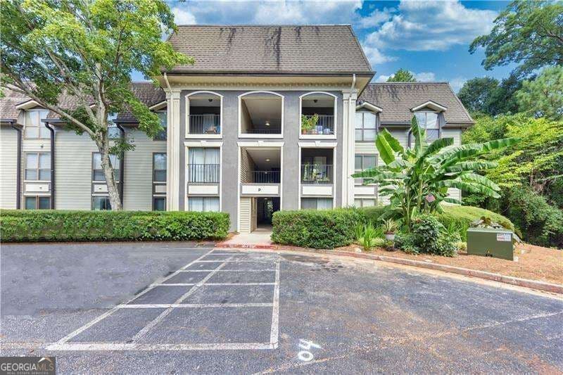 2 bedroom, 2 bathroom, 949 sq ft apartment for rent at 2657 Lenox Road P216, Atlanta, GA 30324 for $1,850 a month — photo 1 of 25