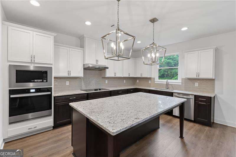 4 bedroom, 2.5 bathroom, 2,228 sq ft single family residence for sale at 53 STANLEY Drive, Winder, GA 30680 — photo 9