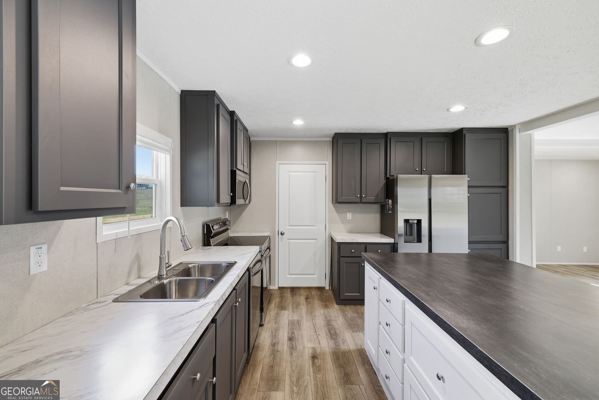 3 bedroom, 2 bathroom, 1,568 sq ft manufactured home,single family residence for sale at 915 Smith Loop Road, Demorest, GA 30535 — photo 7