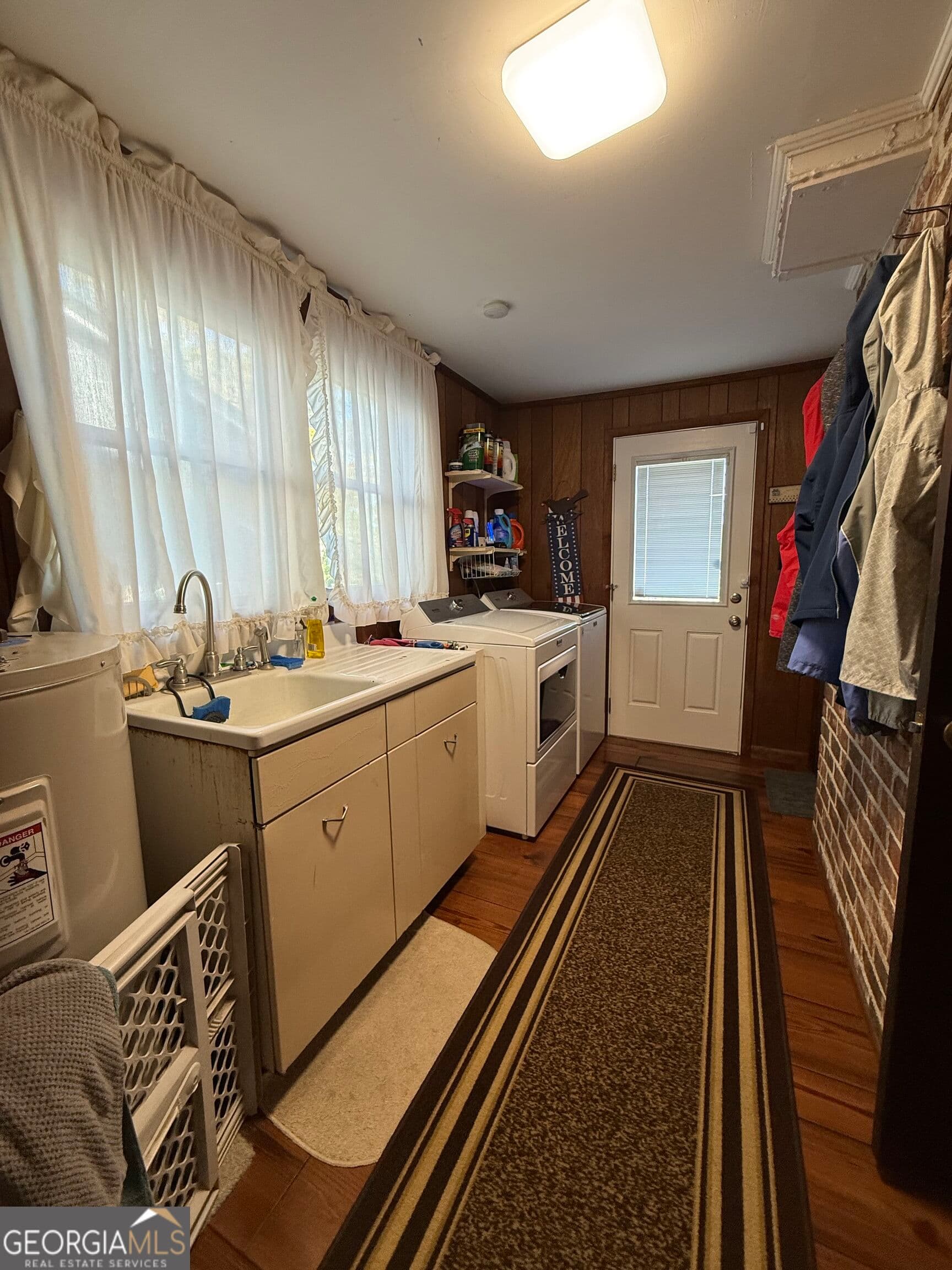 3 bedroom, 1.5 bathroom, 1,698 sq ft single family residence under contract at 973 Bascom Rd, Sylvania, GA 30467 — photo 8