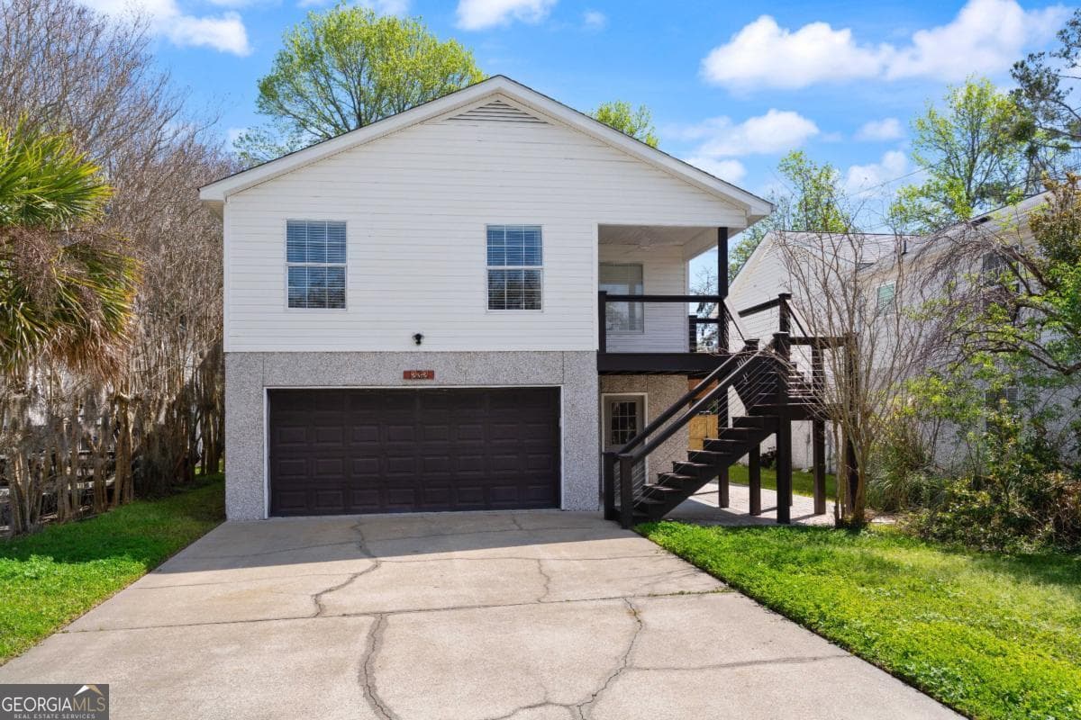 3 bedroom, 2 bathroom, 1,505 sq ft single family residence for sale at 232 Georgia Street, St. Simons, GA 31522 — photo 5