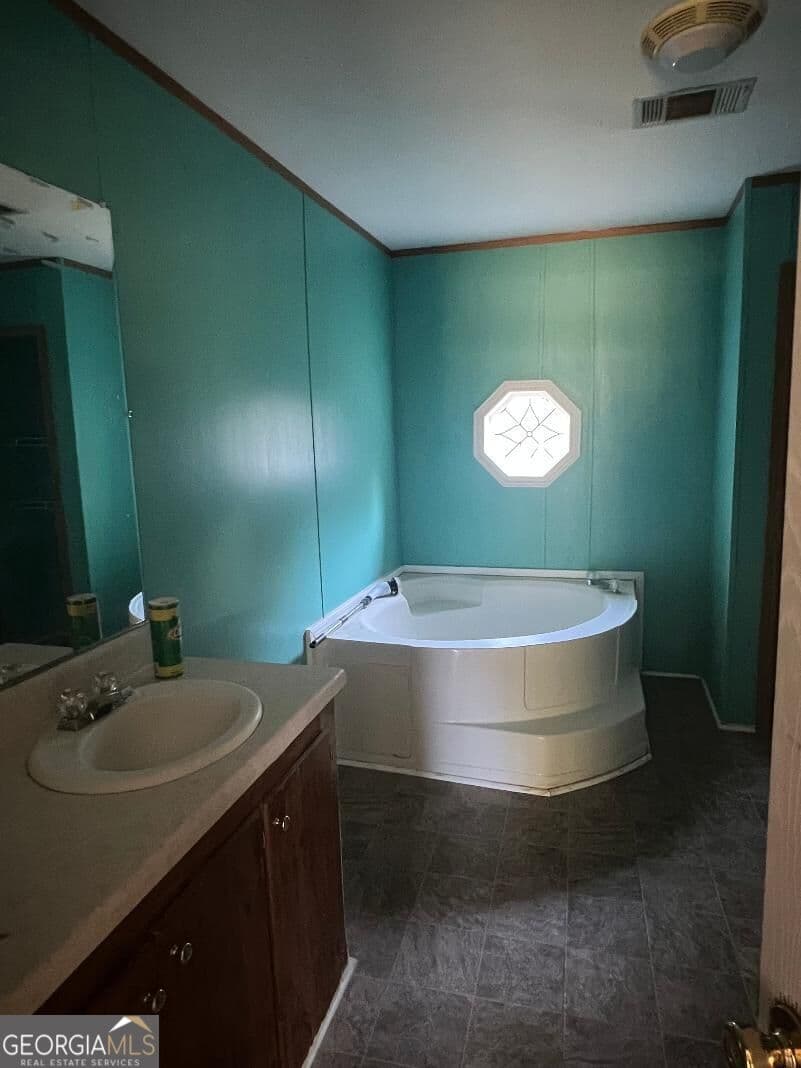 5 bedroom, 2 bathroom manufactured home,single family residence for sale at 121 N Shady Rest Court, Milledgeville, GA 31061 — photo 9