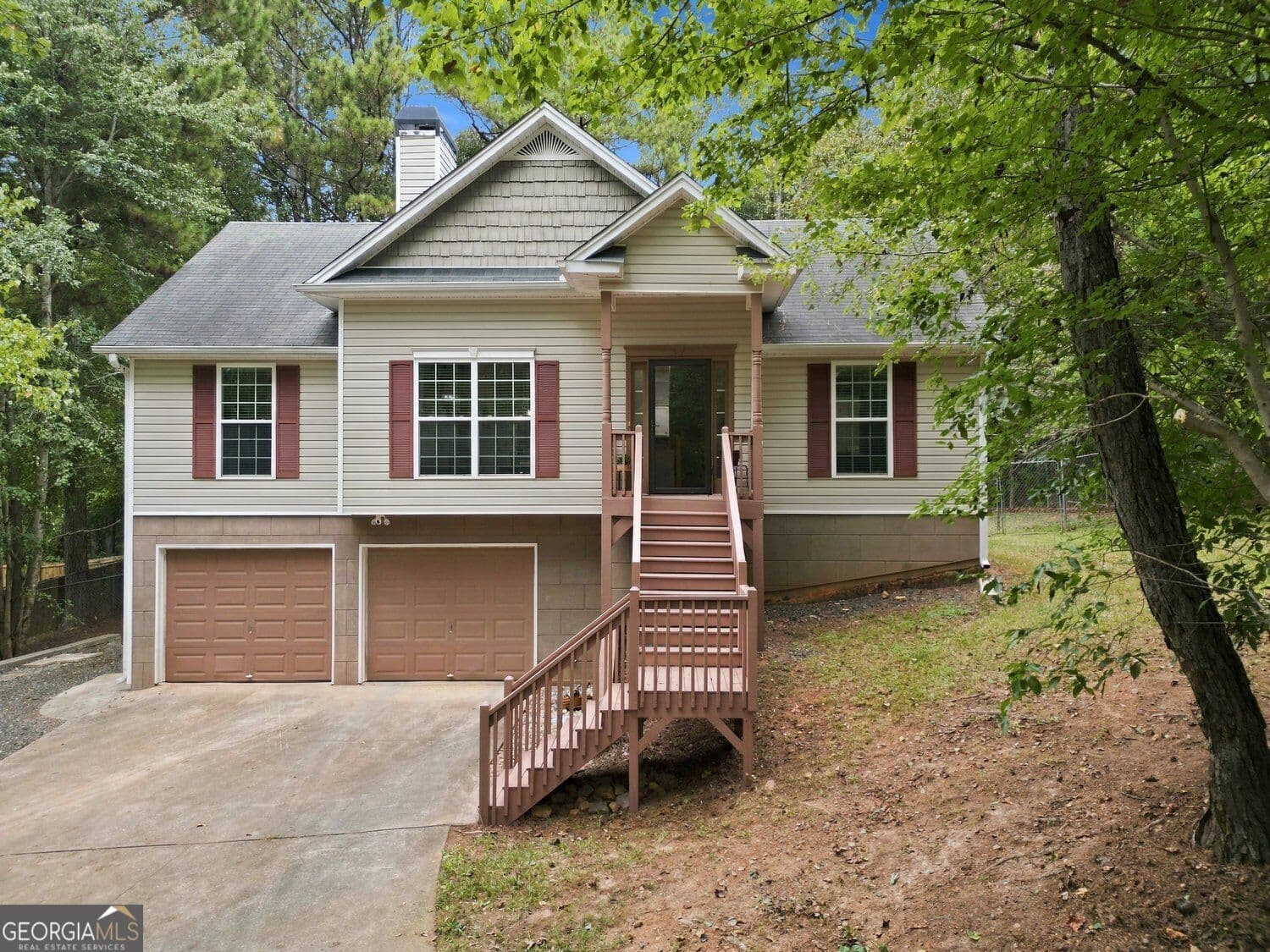 3 bedroom, 2 bathroom, 2,354 sq ft single family residence for sale at 241 Delane Drive, Dallas, GA 30157 — photo 1 of 21