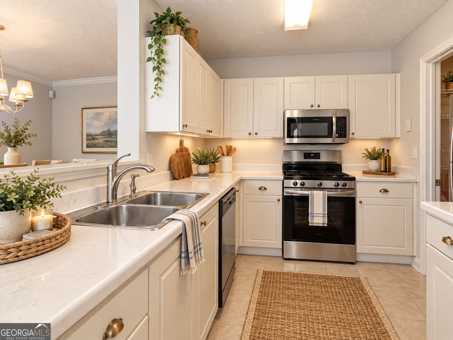 2 bedroom, 2 bathroom, 1,293 sq ft condominium for sale at 812 Vinings Forest Lane, Smyrna, GA 30080 — photo 5