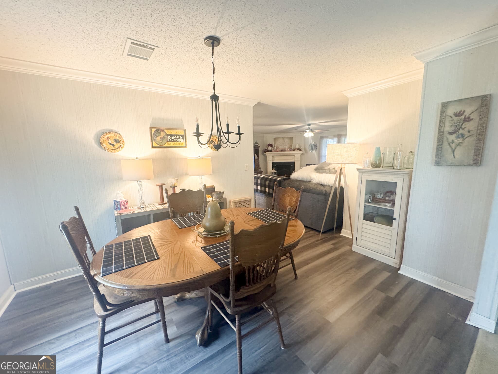 4 bedroom, 3 bathroom, 2,432 sq ft manufactured home,single family residence under contract at 2217 Mallard Pond Road, Statesboro, GA 30461 — photo 7