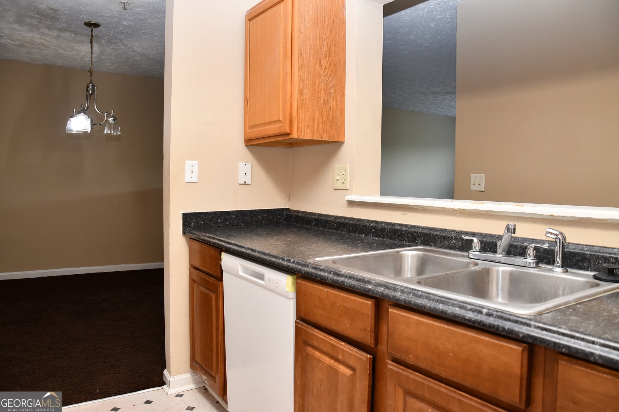 3 bedroom, 2 bathroom, 1,292 sq ft condominium for rent at 9301 Waldrop Place, Decatur, GA 30034 for $1,500 a month — photo 4