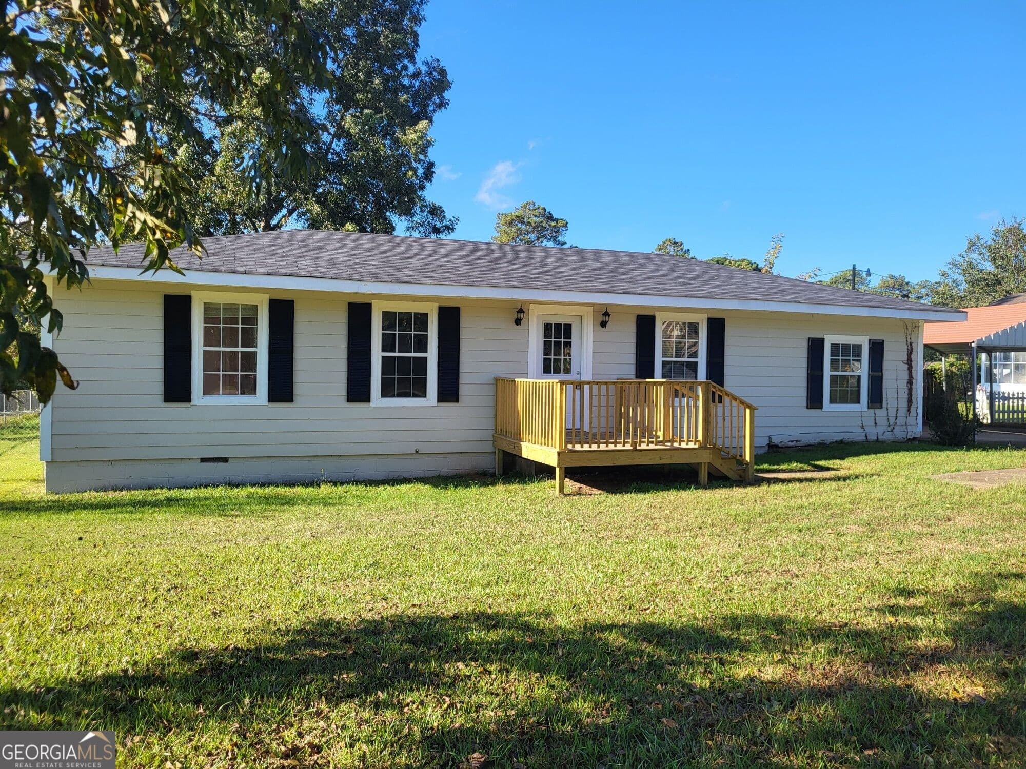 4 bedroom, 2 bathroom, 1,261 sq ft single family residence for sale at 6721 18th Street, Lanett, AL 36863 — photo 2