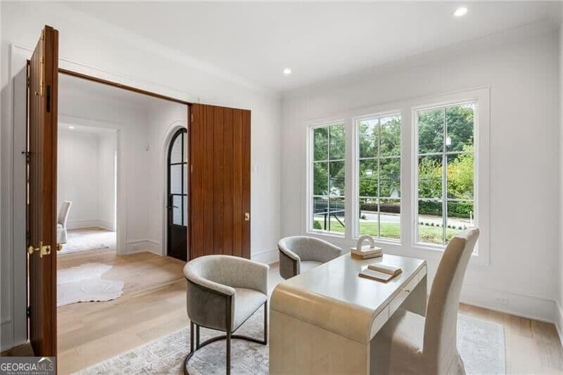 6 bedroom, 6.5 bathroom, 7,228 sq ft single family residence for sale at 1347 W Wesley Road, Atlanta, GA 30327 — photo 5