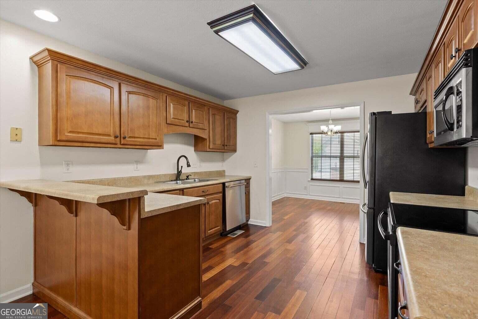 3 bedroom, 2.5 bathroom, 2,100 sq ft single family residence for sale at 235 Hidden Oaks Drive, Flintstone, GA 30725 — photo 8