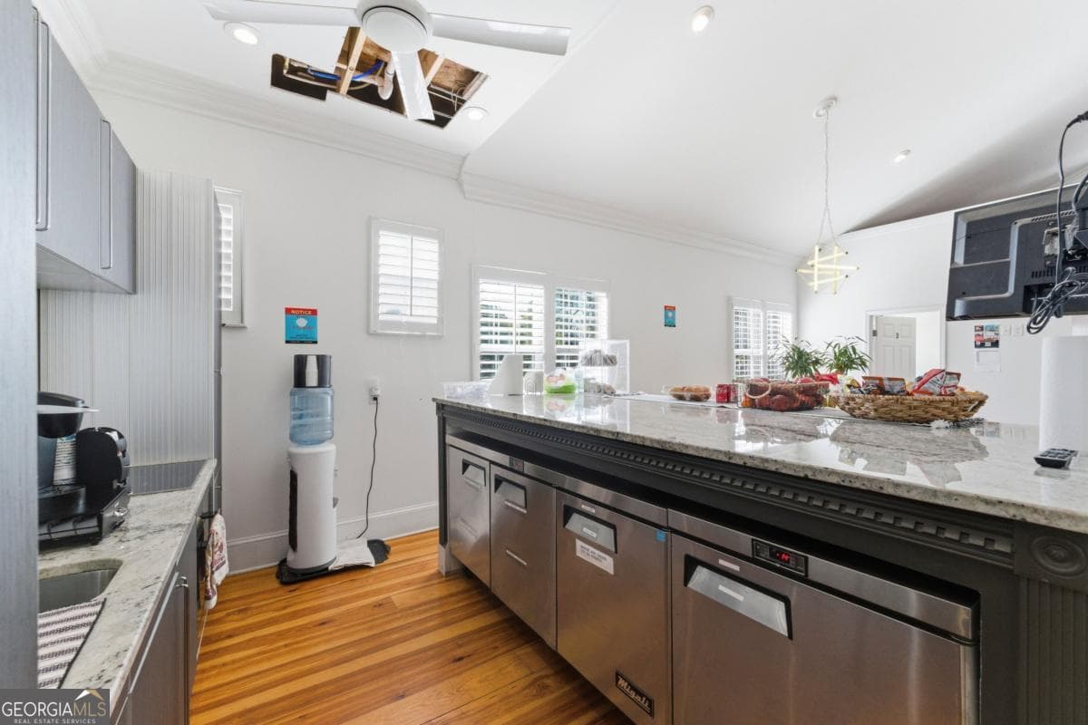 4 bedroom, 4 bathroom, 5,200 sq ft single family residence for sale at 1000 Linam Avenue, Atlanta, GA 30315 — photo 6