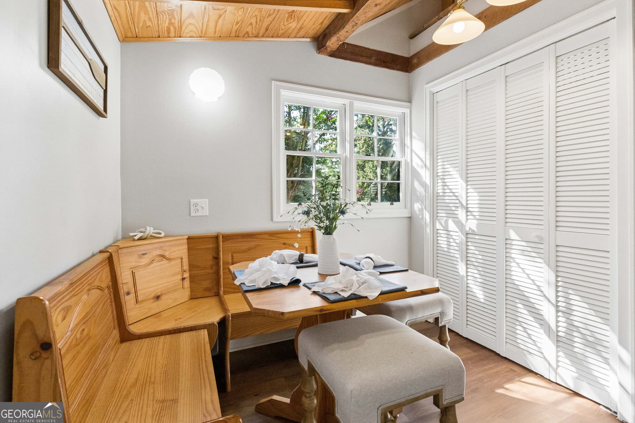 2 bedroom, 1 bathroom, 1,065 sq ft single family residence for sale at 2483 Lakeshore Drive, Conyers, GA 30012 — photo 10