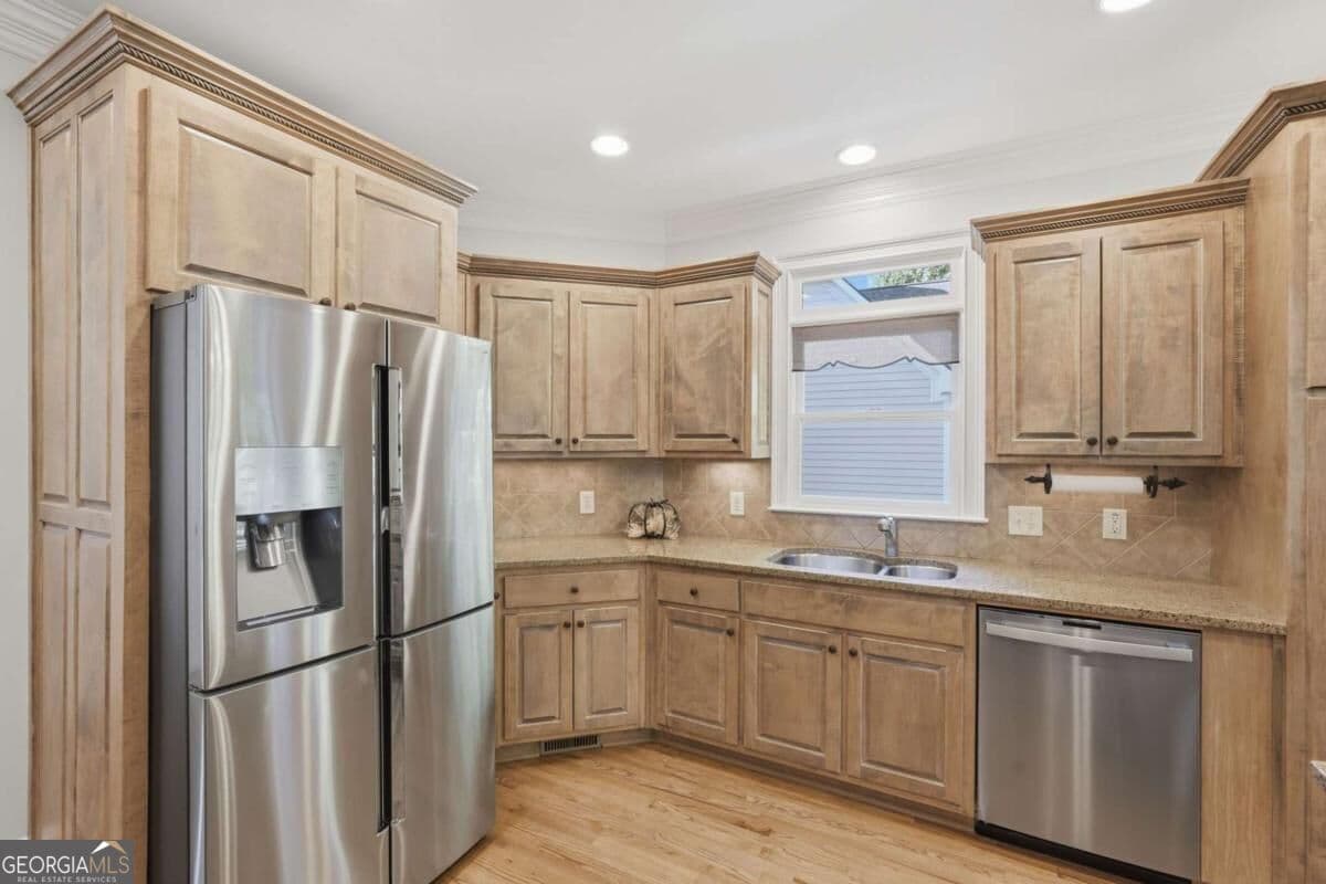 6 bedroom, 4.5 bathroom, 5,589 sq ft single family residence for sale at 1223 Oakleigh Valley Drive, Powder Springs, GA 30127 — photo 5