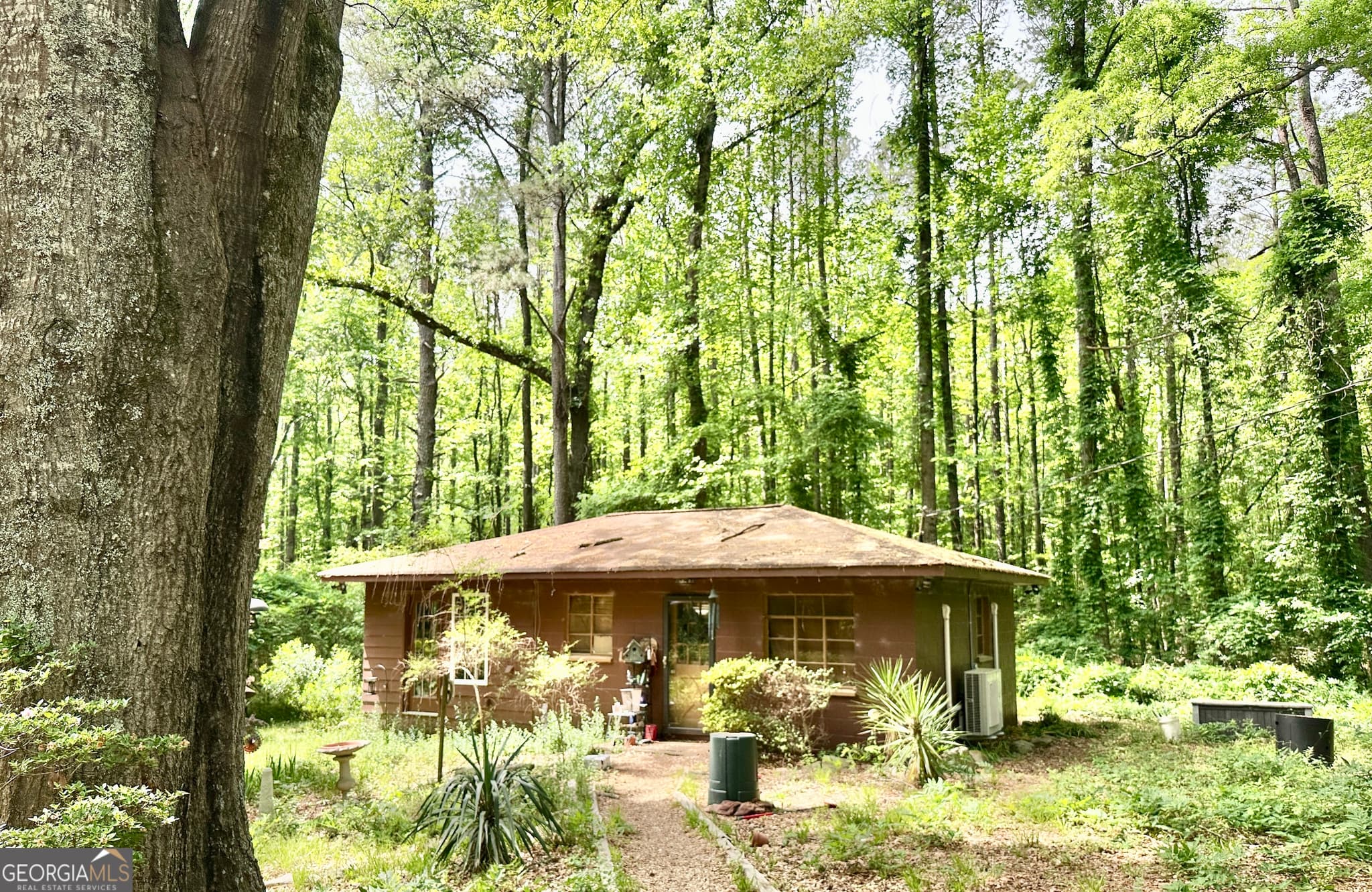 3 bedroom, 1 bathroom, 1,511 sq ft single family residence for sale at 2828 Flat Shoals Road, South Fulton, GA 30349 — photo 6