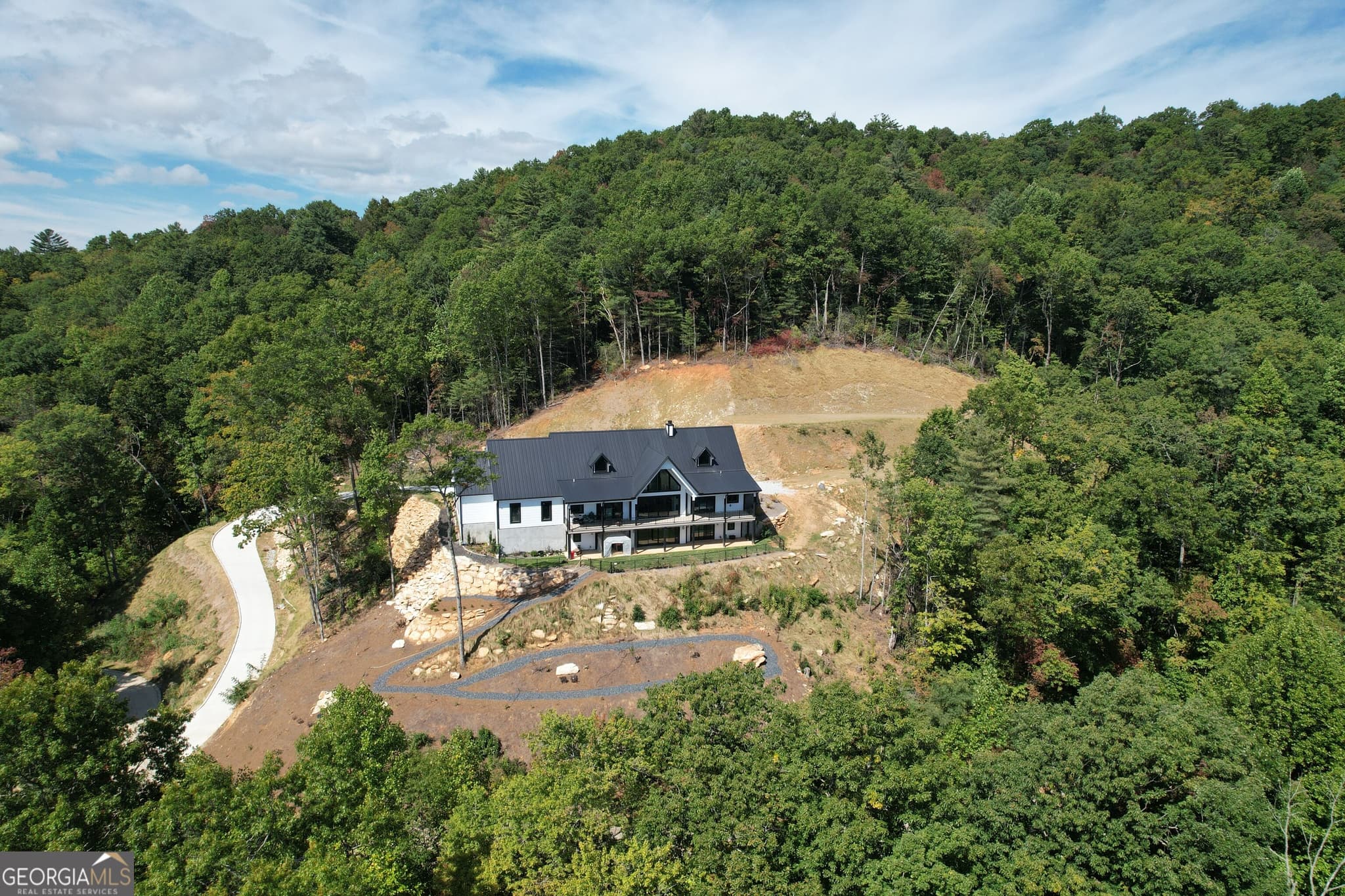 4 bedroom, 5 bathroom, 5,048 sq ft single family residence for sale at 603 Hoover Trail, Clayton, GA 30525 — photo 6