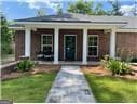 2 bedroom, 1 bathroom, 1,000 sq ft single family residence for rent at 560 Tivoli Trail Road, Richmond Hill, GA 31324 for $2,900 a month — photo 2
