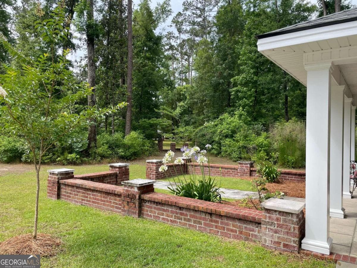 2 bedroom, 1 bathroom, 1,000 sq ft single family residence for rent at 560 Tivoli Trail Road, Richmond Hill, GA 31324 for $2,900 a month