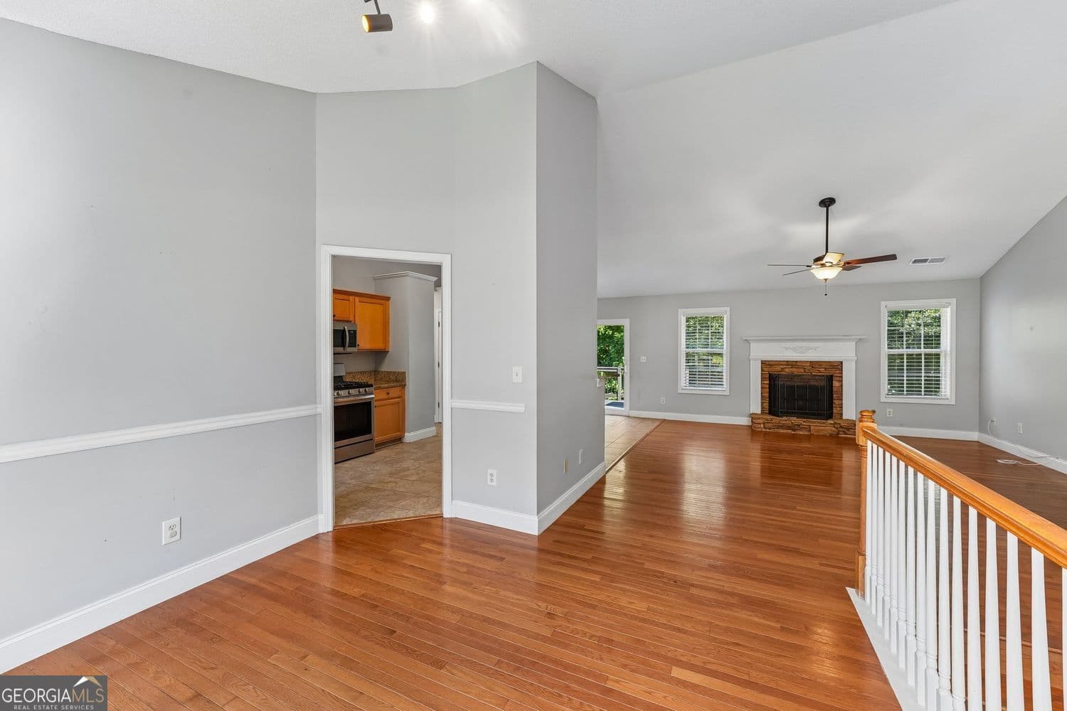 4 bedroom, 3 bathroom, 2,445 sq ft single family residence for sale at 270 Wentworth Drive, Canton, GA 30114 — photo 6