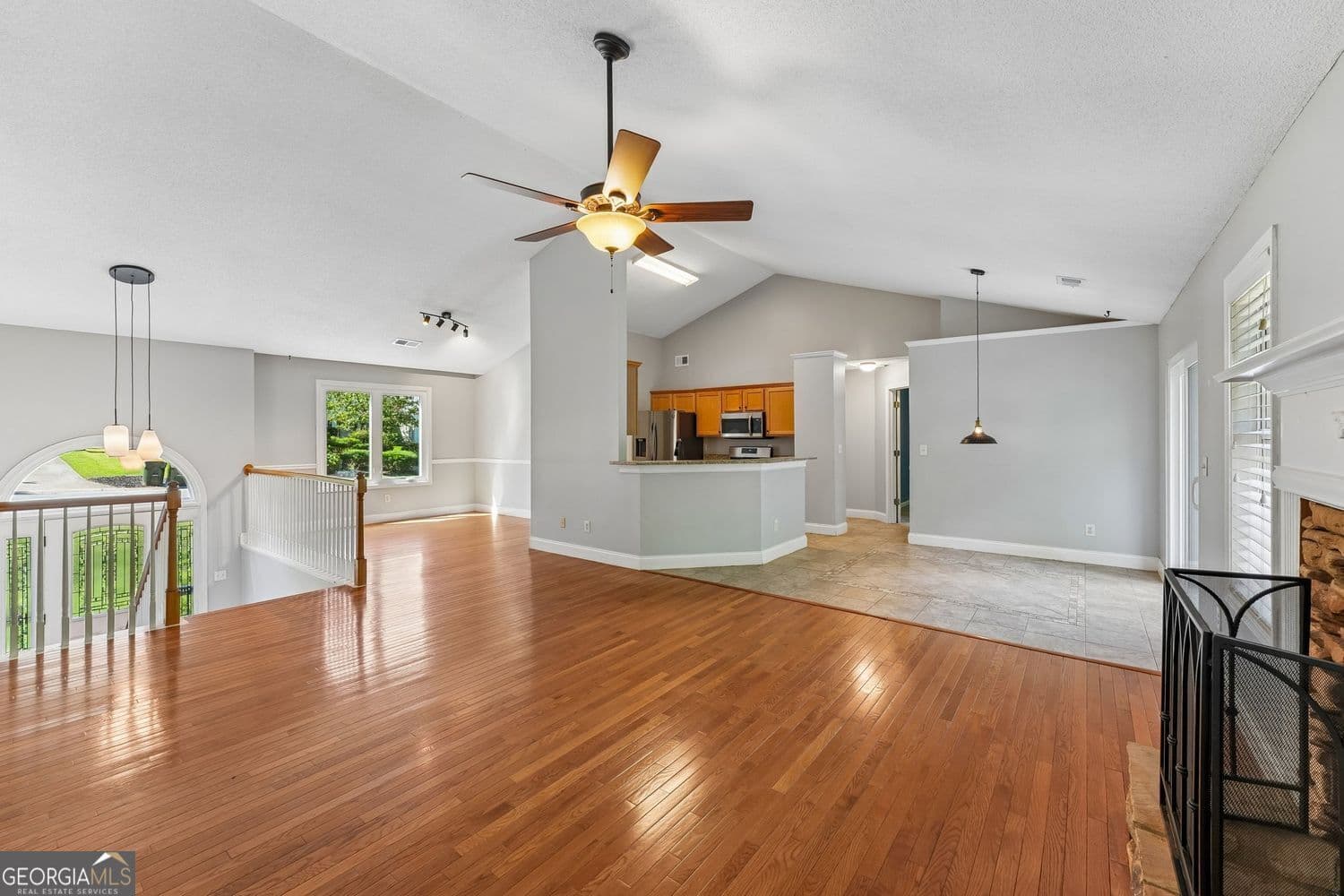 4 bedroom, 3 bathroom, 2,445 sq ft single family residence for sale at 270 Wentworth Drive, Canton, GA 30114 — photo 9