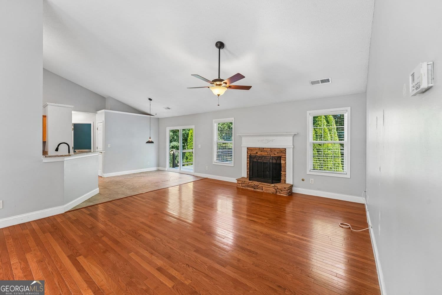 4 bedroom, 3 bathroom, 2,445 sq ft single family residence for sale at 270 Wentworth Drive, Canton, GA 30114 — photo 10
