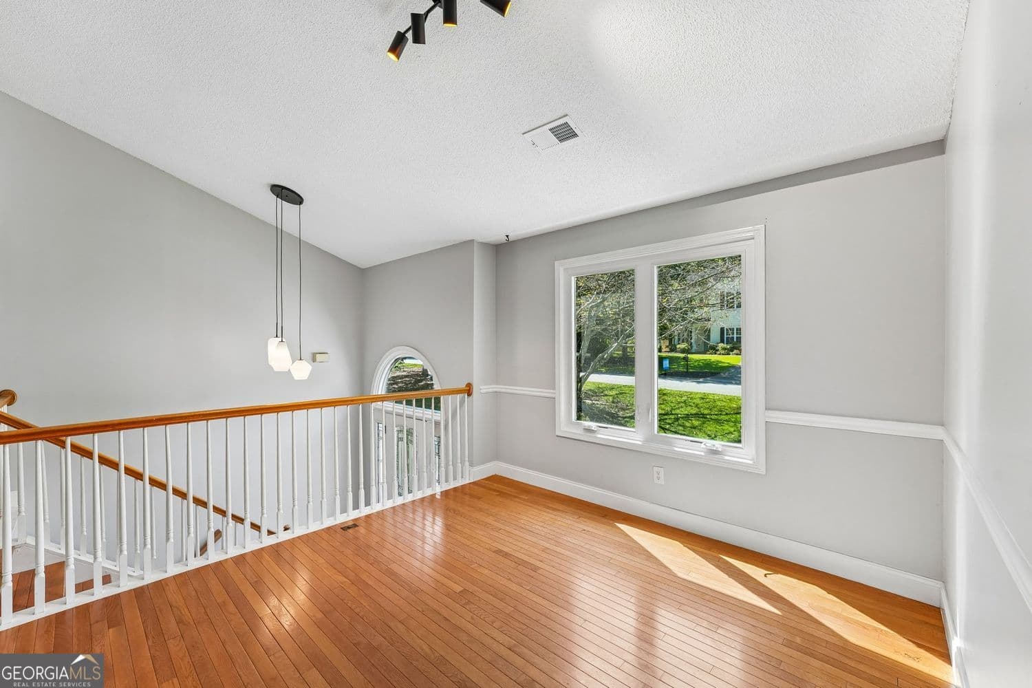 4 bedroom, 3 bathroom, 2,445 sq ft single family residence for sale at 270 Wentworth Drive, Canton, GA 30114 — photo 8