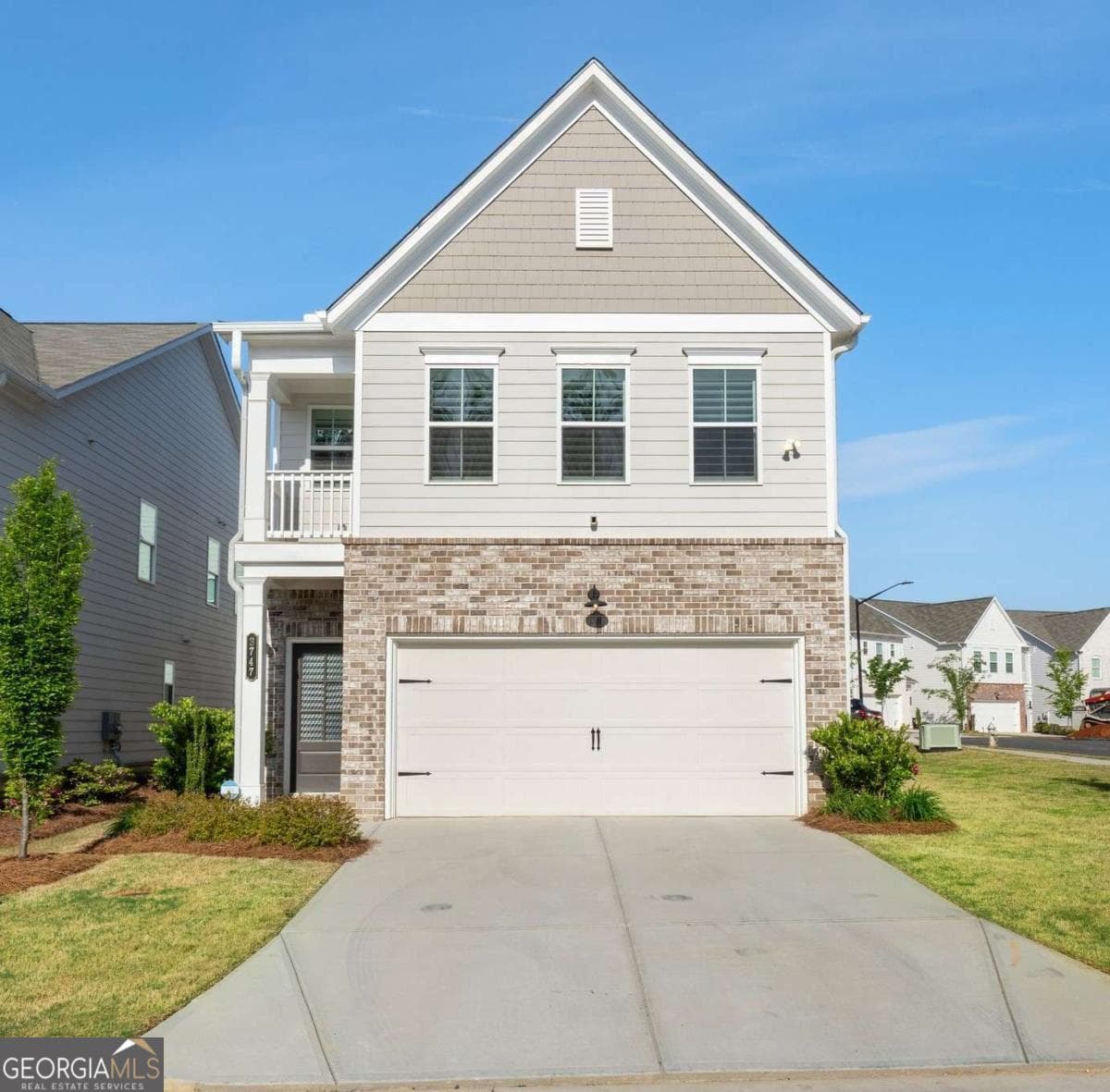 3 bedroom, 2.5 bathroom, 2,200 sq ft single family residence sold at 3747 Silvery Way, Powder Springs, GA 30127