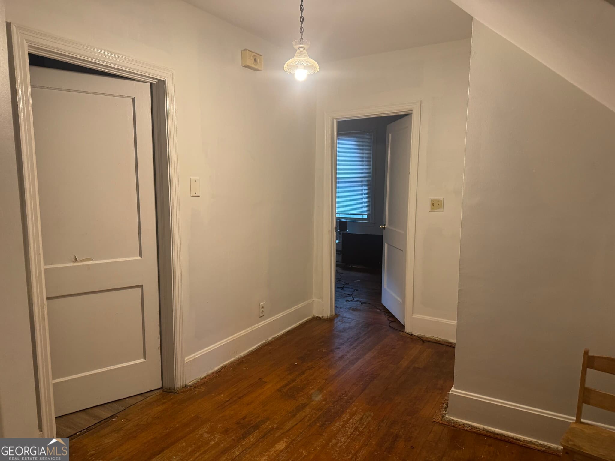 5 bedroom, 3 bathroom, 2,252 sq ft single family residence for sale at 2680 Vineville Avenue, Macon, GA 31204 — photo 6