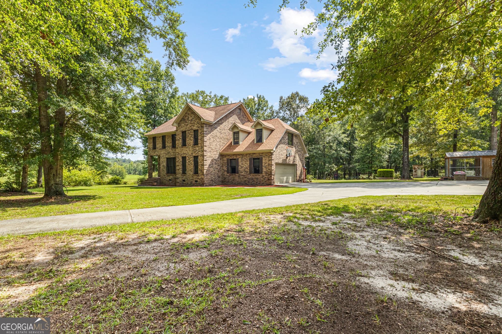4 bedroom, 3 bathroom, 2,668 sq ft single family residence for sale at 1010 Frank Cook Road, Cochran, GA 31014 — photo 5