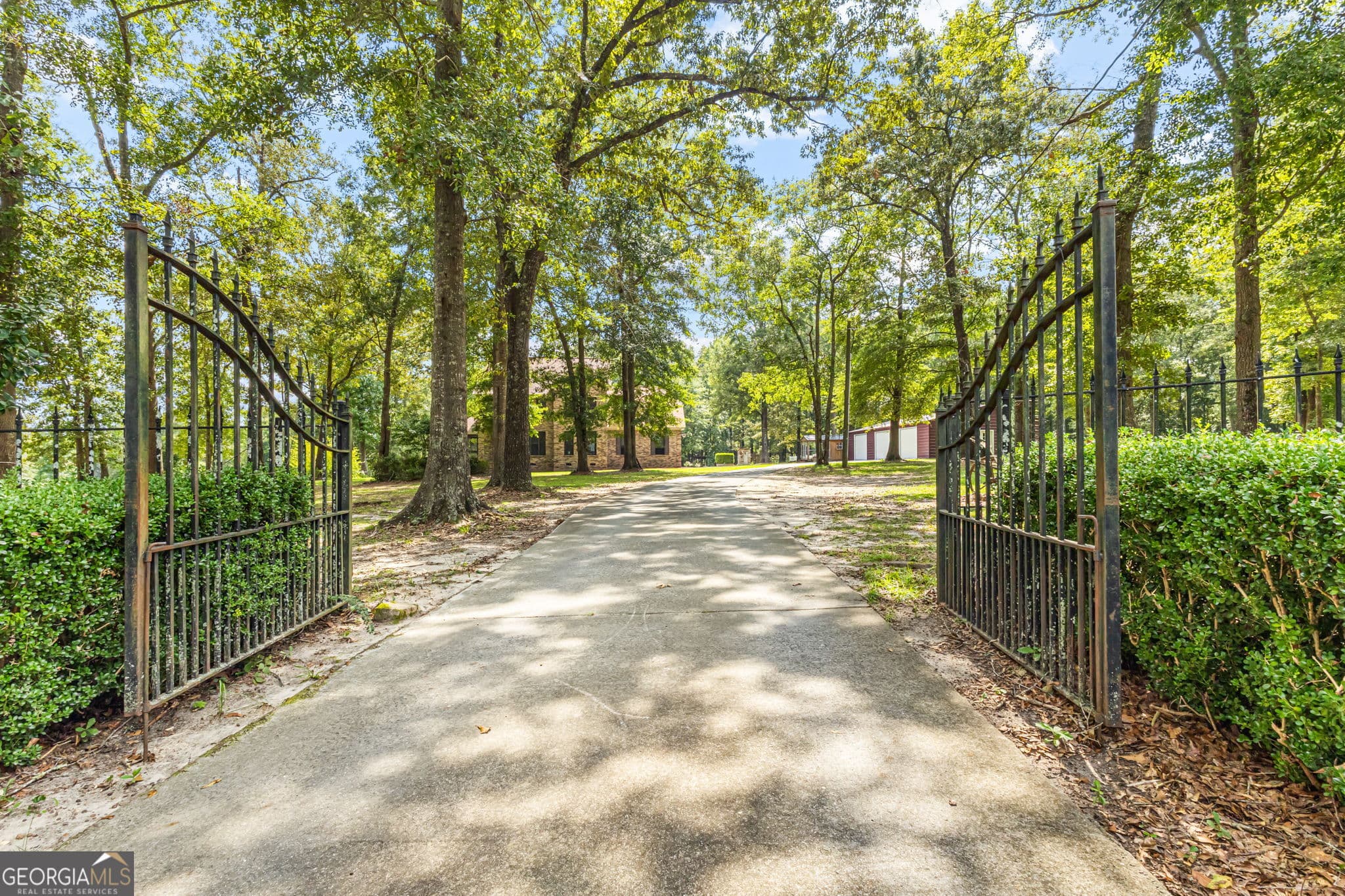 4 bedroom, 3 bathroom, 2,668 sq ft single family residence for sale at 1010 Frank Cook Road, Cochran, GA 31014 — photo 4
