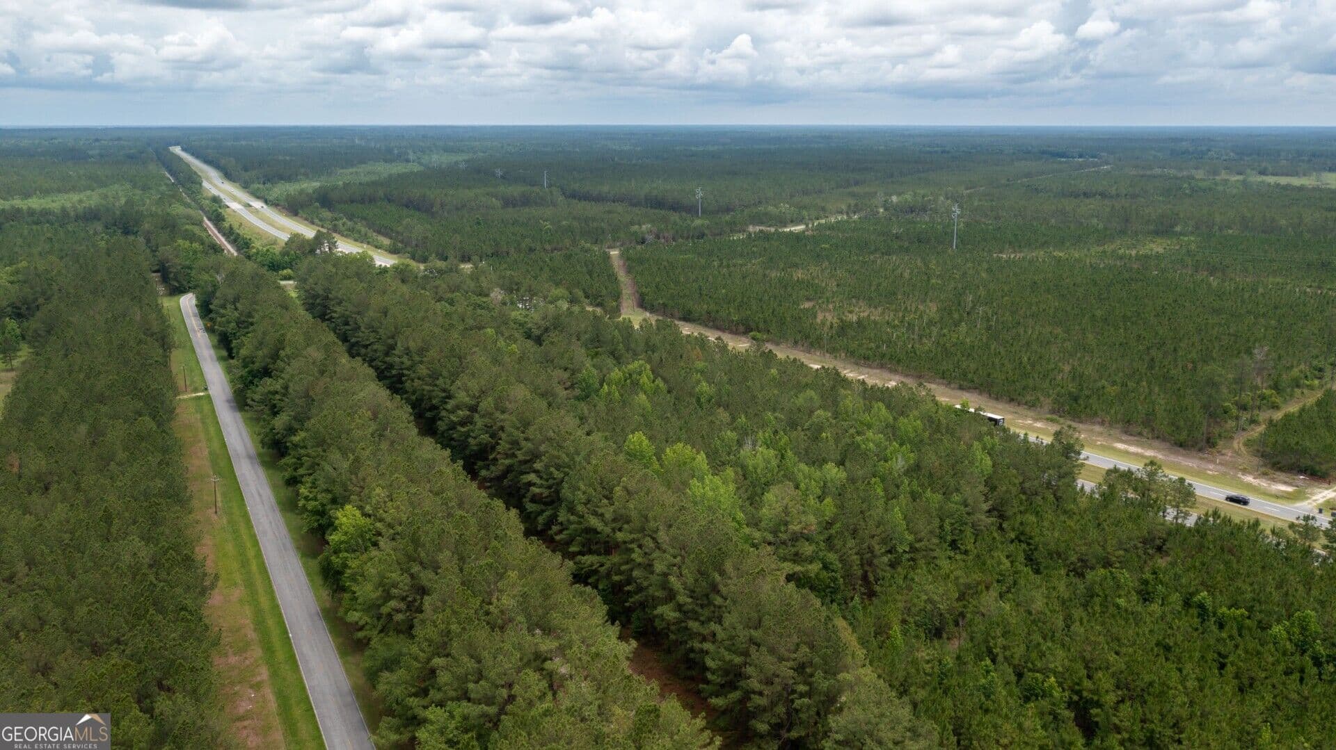 2 bedroom, 1 bathroom, 900 sq ft single family residence for sale at 5507 Highway 1 Highway LOT 1,2 & 3, Folkston, GA 31537 — photo 5