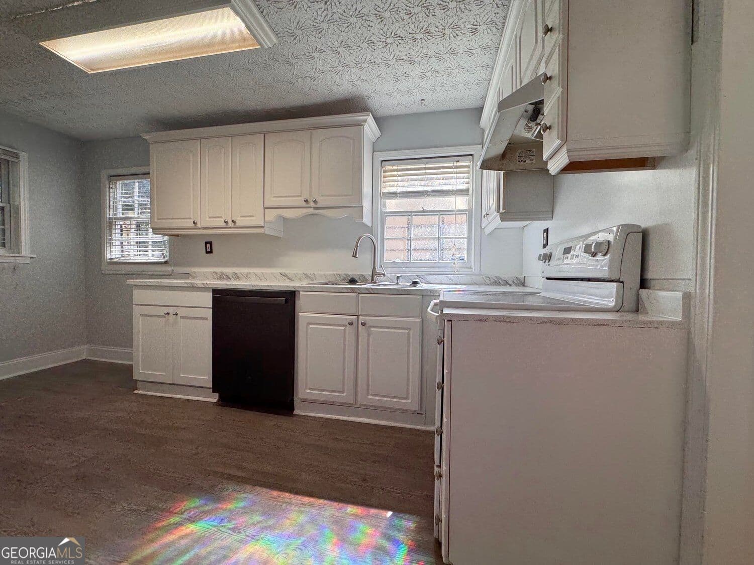 2 bedroom, 1 bathroom, 1,080 sq ft single family residence for sale at 540 Parker Avenue, Decatur, GA 30032 — photo 10