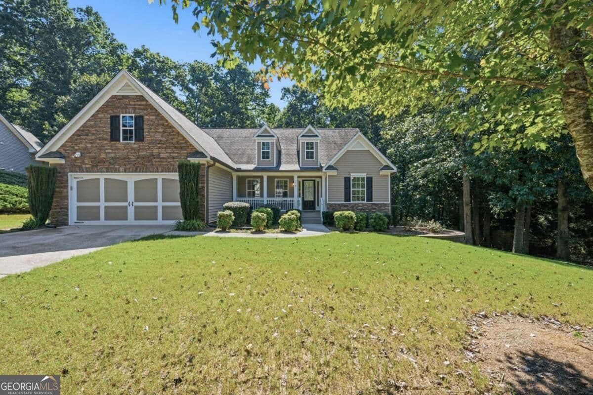 3 bedroom, 2 bathroom, 2,137 sq ft single family residence for sale at 2516 Deep Wood Court, Loganville, GA 30052 — photo 6