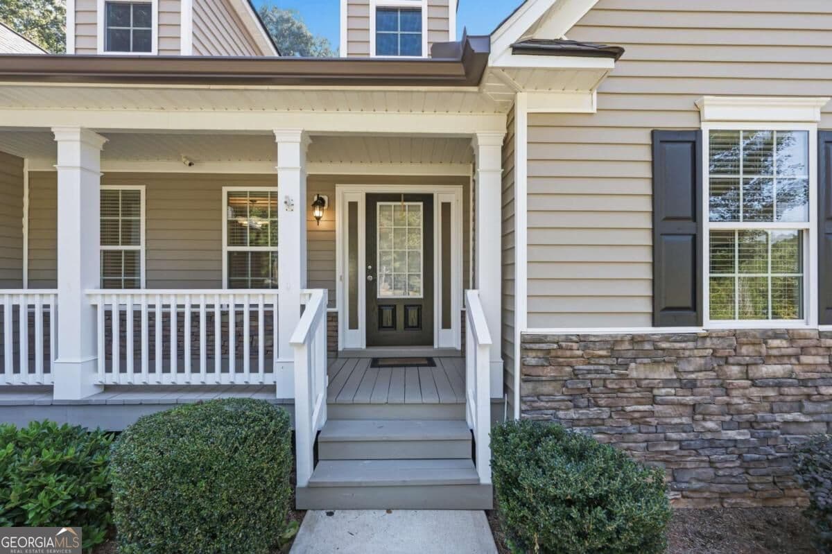 3 bedroom, 2 bathroom, 2,137 sq ft single family residence for sale at 2516 Deep Wood Court, Loganville, GA 30052 — photo 7