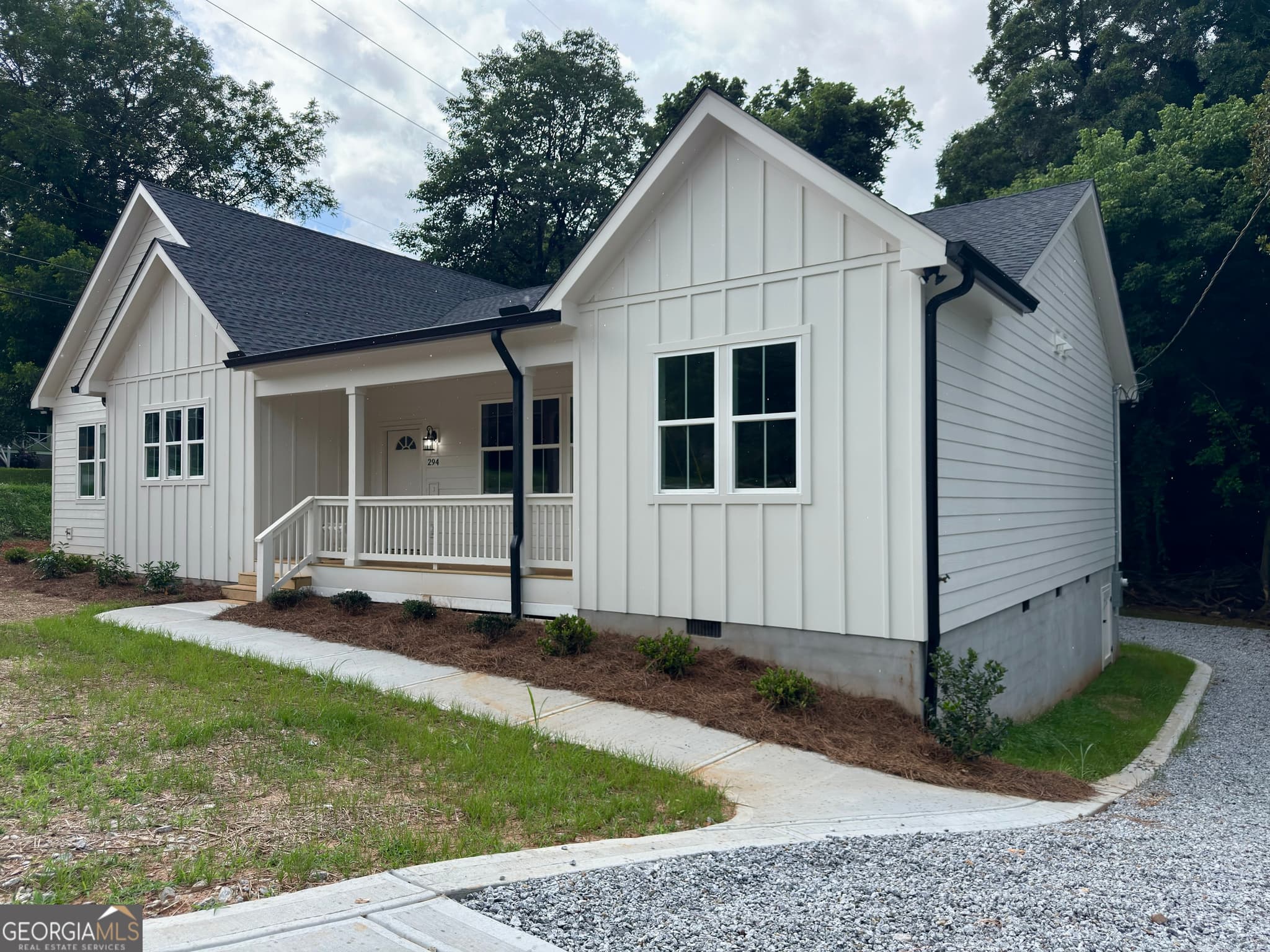 6 bedroom, 6 bathroom, 1,202 sq ft single family residence for rent at 294 Moreland Avenue, Athens, GA 30601 for $4,800 a month — photo 3