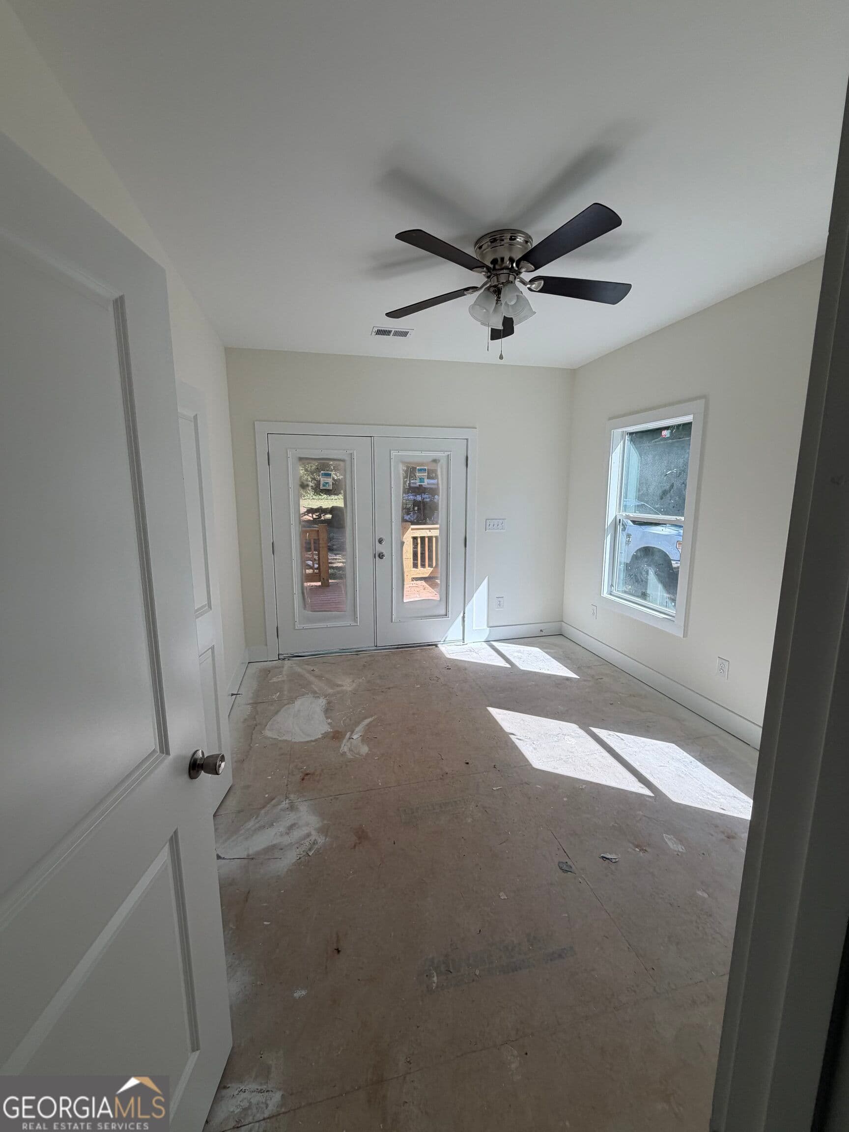 2 bedroom, 2 bathroom, 797 sq ft single family residence for sale at 31 Gilmore Road, Forsyth, GA 31029 — photo 6