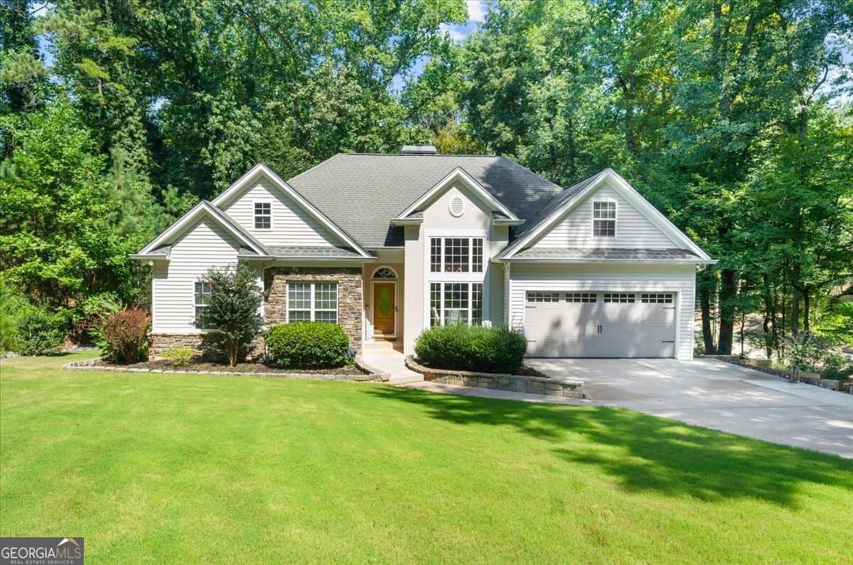 4 bedroom, 4 bathroom, 3,264 sq ft single family residence for sale at 9431 Ponderosa Trail, Gainesville, GA 30506 — photo 2