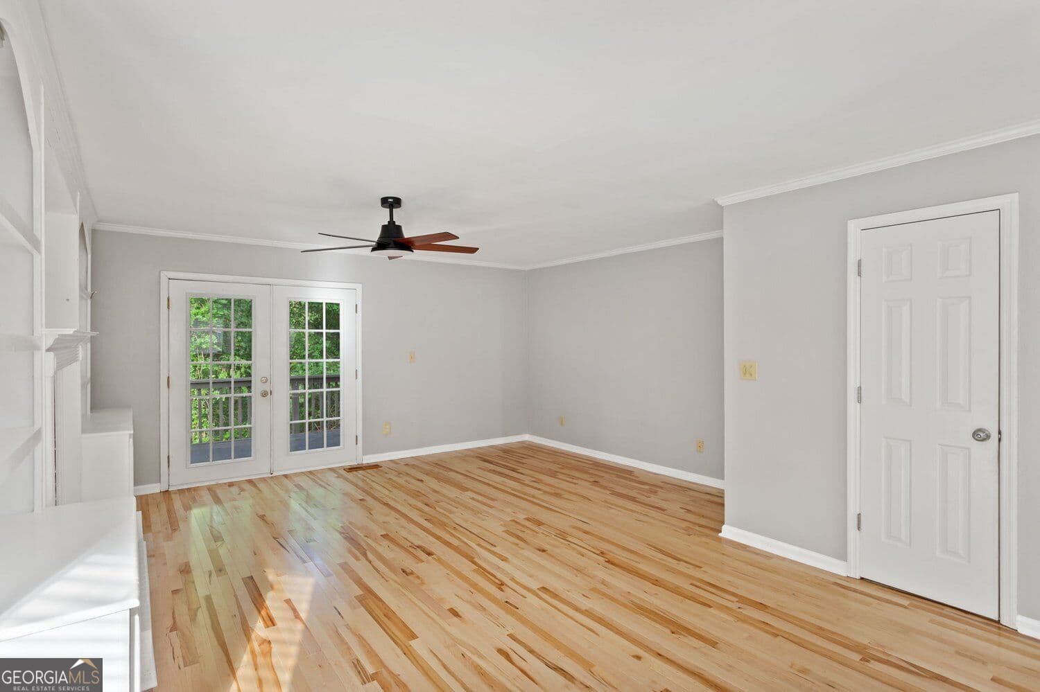 2 bedroom, 3 bathroom, 1,768 sq ft townhouse for sale at 5182 Laurel Bridge Court, Smyrna, GA 30082 — photo 10