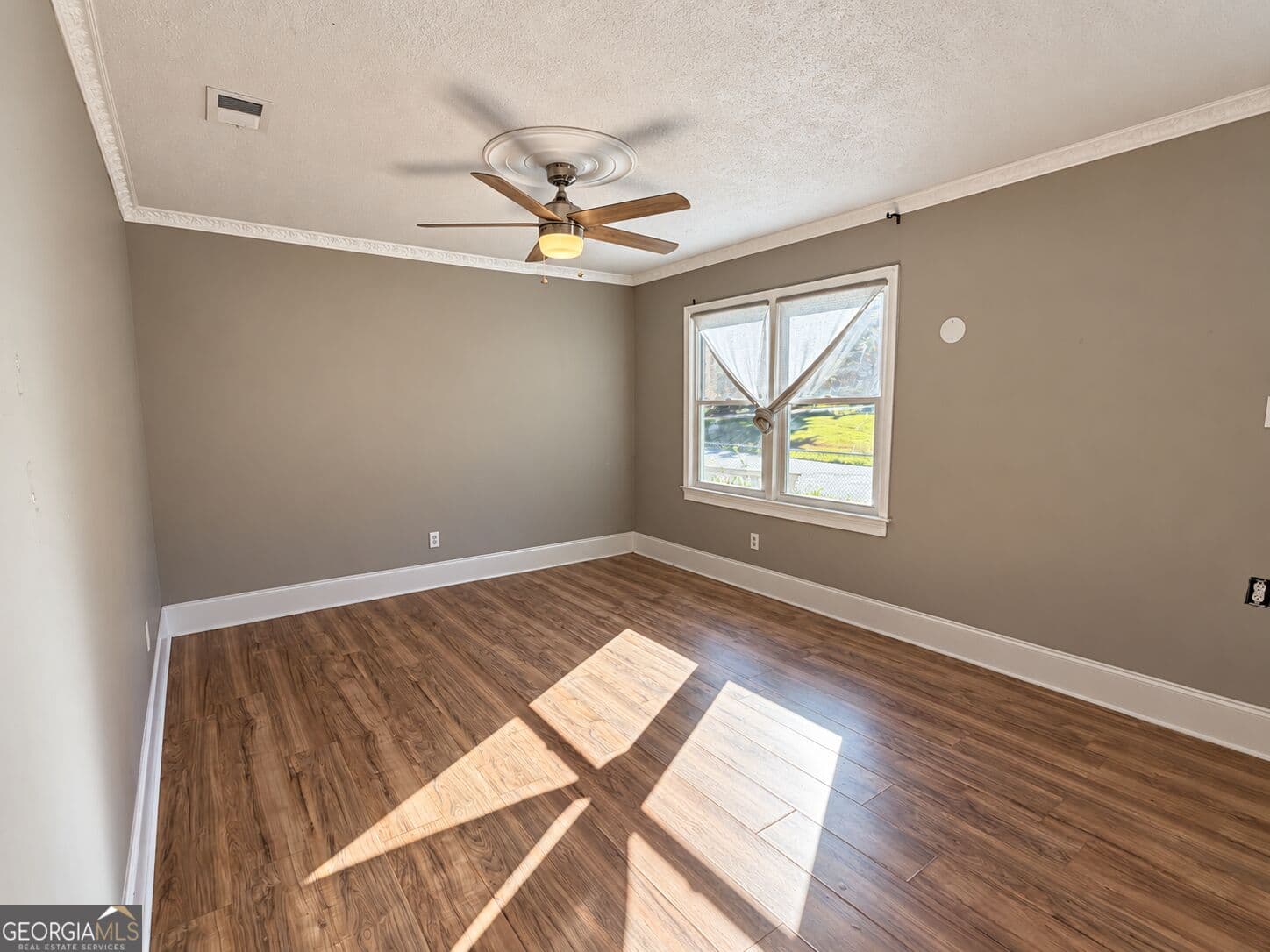 4 bedroom, 3 bathroom, 2,328 sq ft single family residence for sale at 1081 Travis Drive, Watkinsville, GA 30677 — photo 10