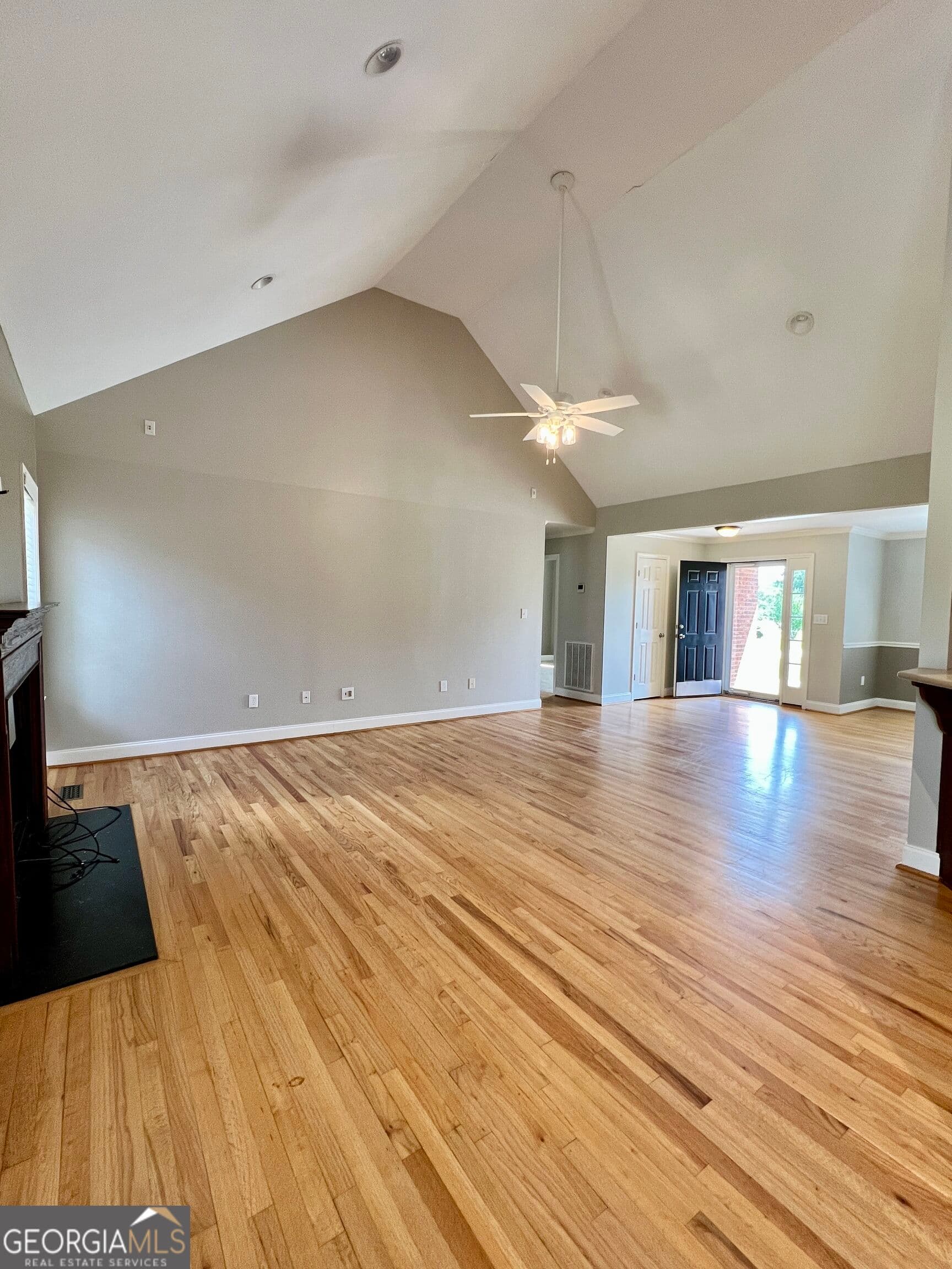 3 bedroom, 2 bathroom, 1,923 sq ft single family residence for sale at 75 Kristin Court, Colbert, GA 30628 — photo 6