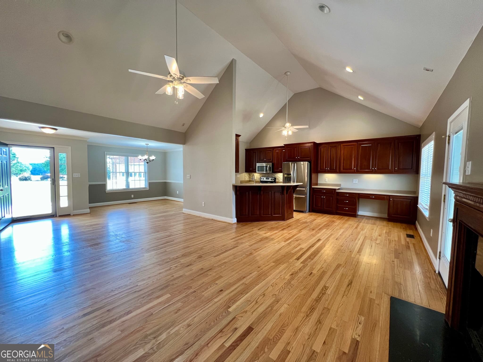 3 bedroom, 2 bathroom, 1,923 sq ft single family residence for sale at 75 Kristin Court, Colbert, GA 30628 — photo 5