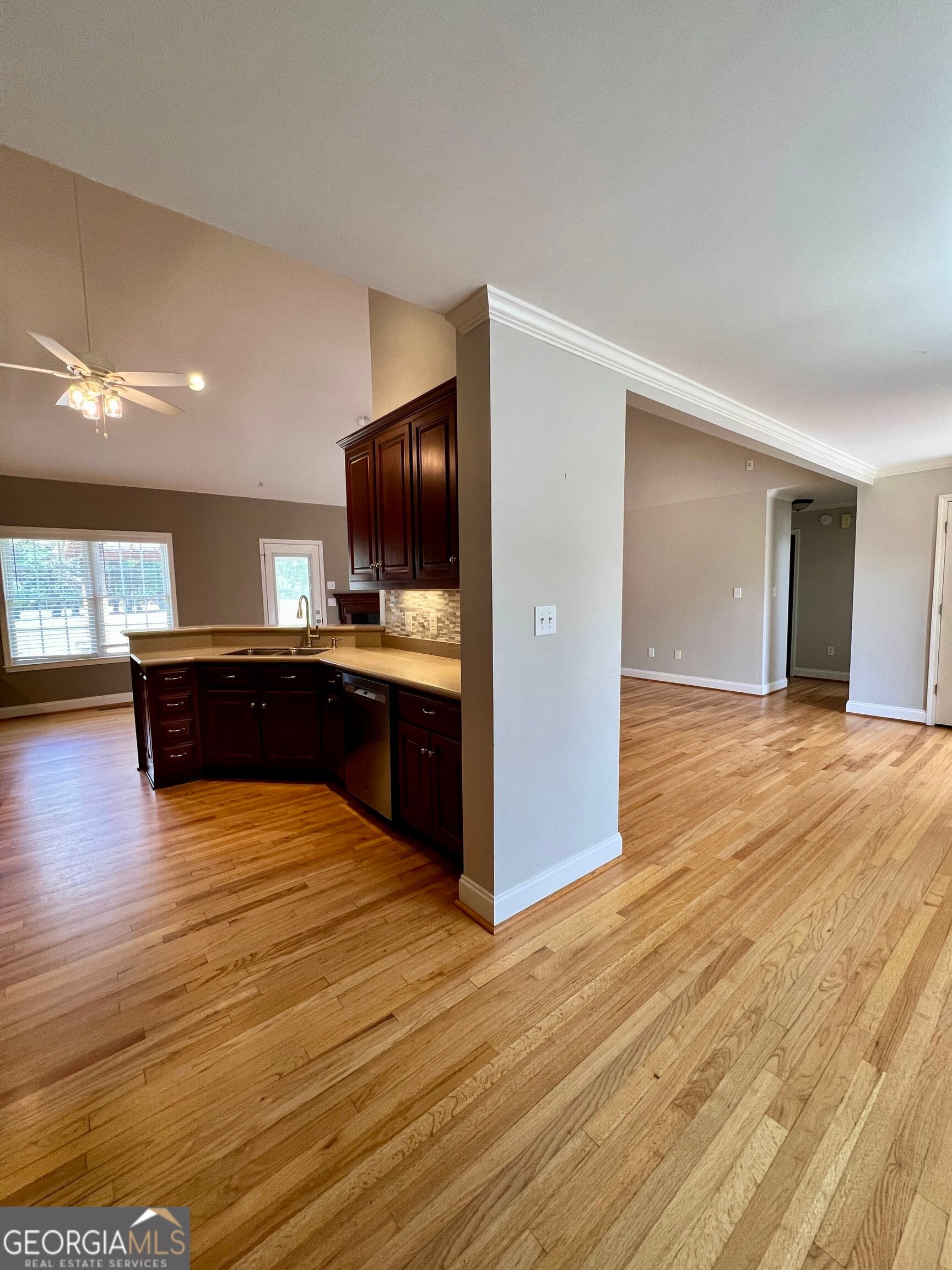 3 bedroom, 2 bathroom, 1,923 sq ft single family residence for sale at 75 Kristin Court, Colbert, GA 30628 — photo 9
