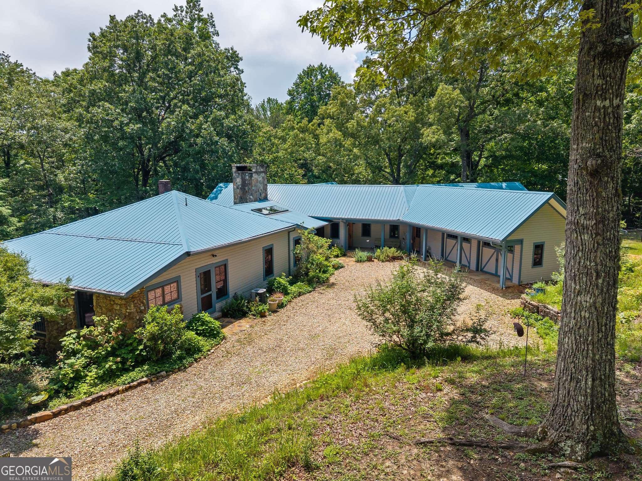 5 bedroom, 4.5 bathroom, 3,104 sq ft single family residence for sale at 63 + 84 Loudermilk Lane, Lakemont, GA 30552 — photo 6